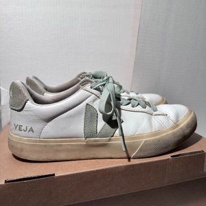 VEJA Women's Campo Low Top Sneakers Size 8 US / 39 EU